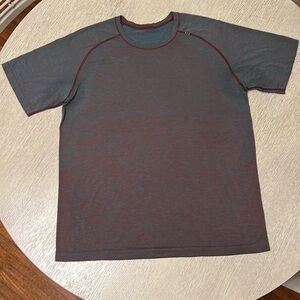 Lululemon men’s metal vent top xxl